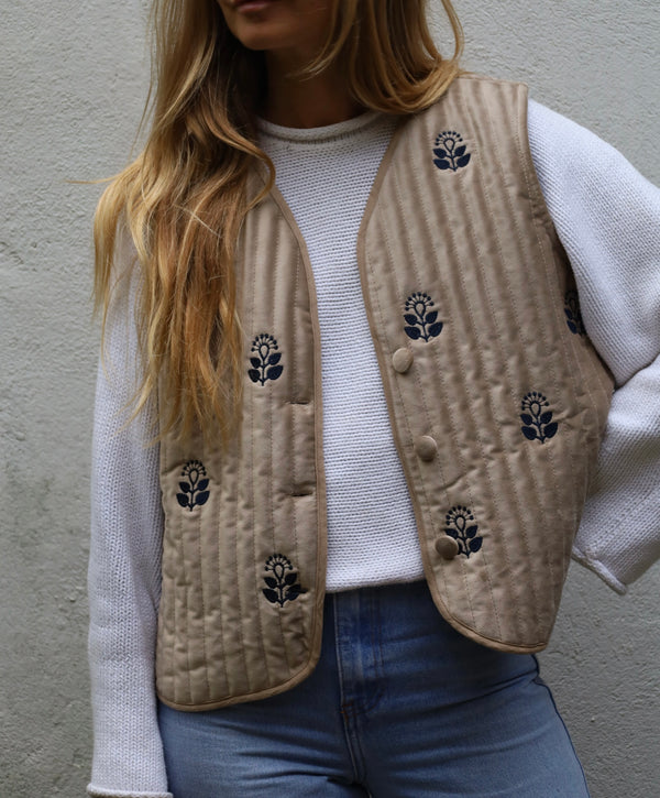 Embroided velvet vest beige