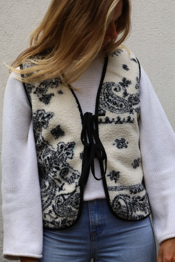 Knotted Fleece Vest
