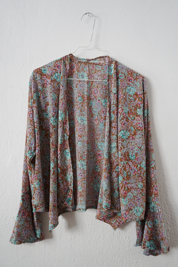 Kimono style blouse with silk
