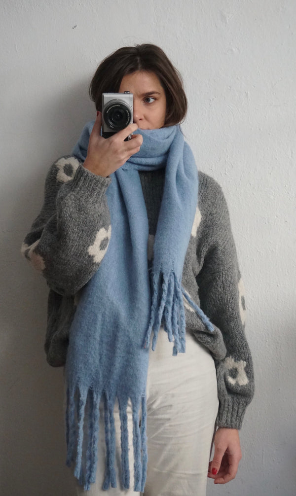 Light blue scarf