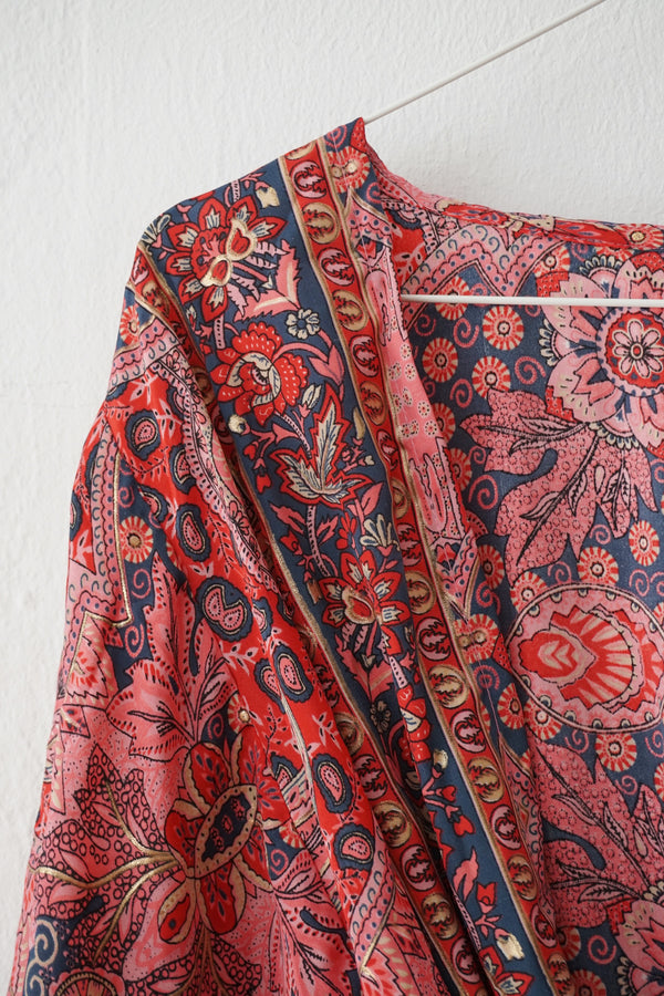 Kimono with silk