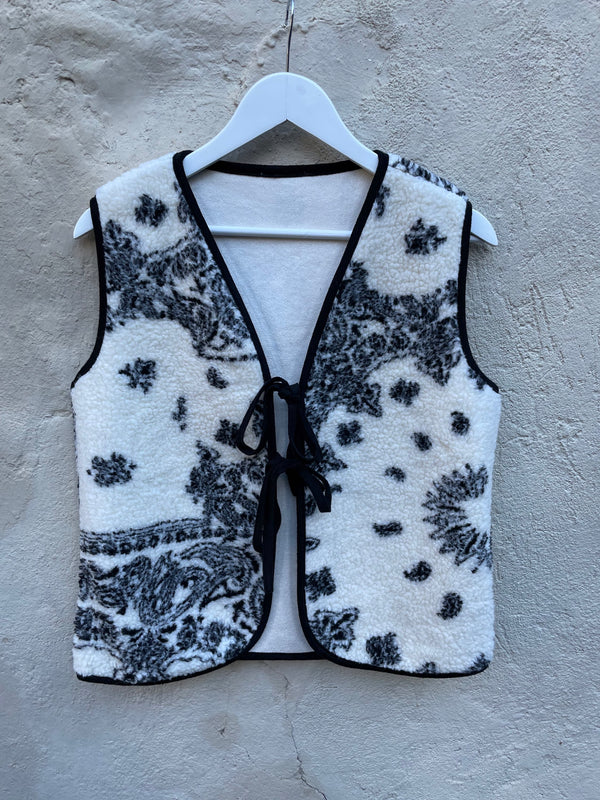 Teddy vest