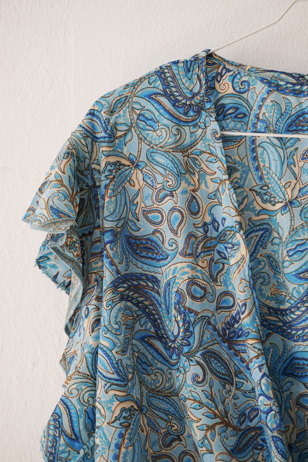 Blouse with silk