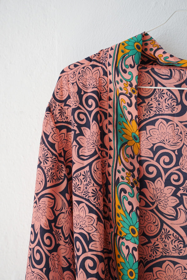 Kimono with silk