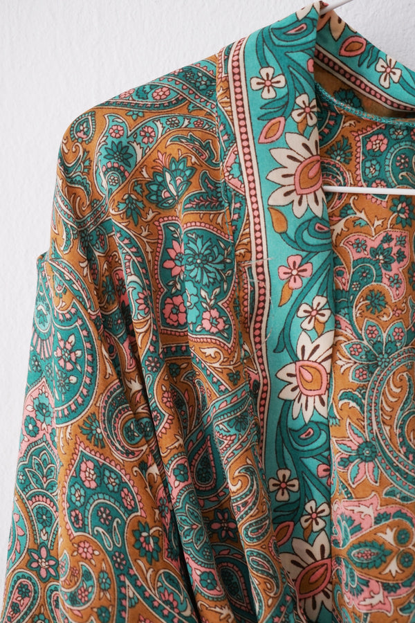 Kimono with silk