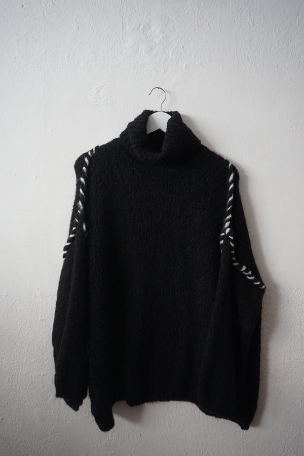 Cozy knit black&white