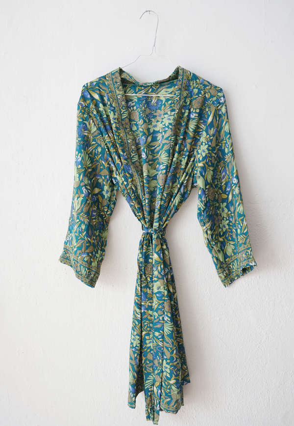 Kimono with silk