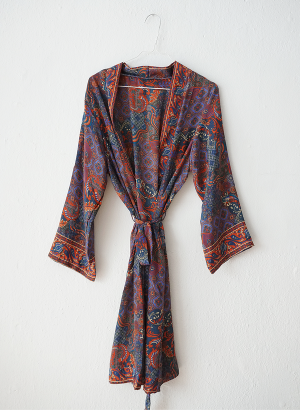 Kimono with silk