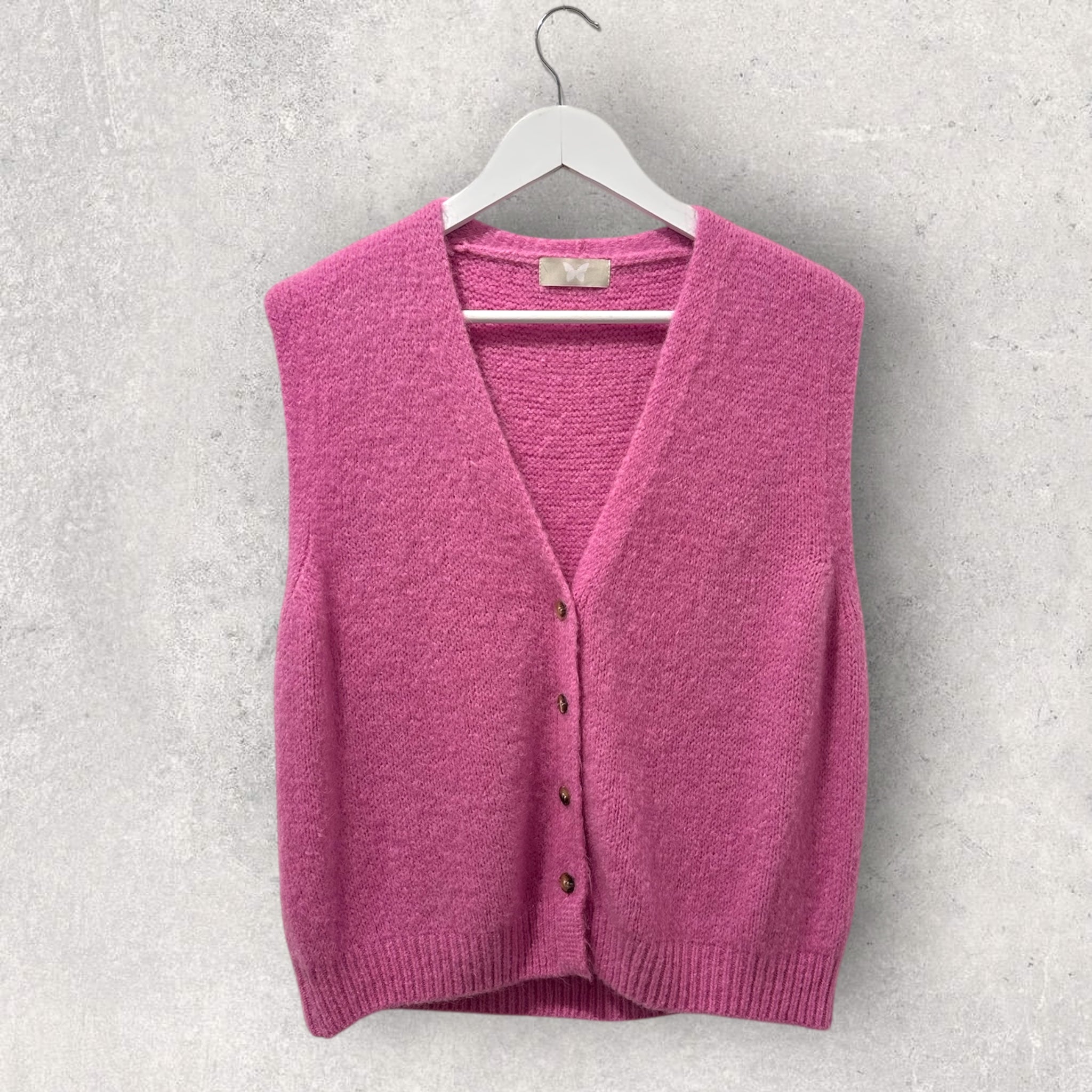 New Vests – Vintage&Waves