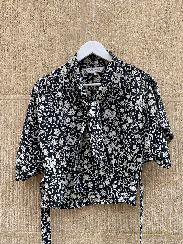 Cropped Vintage Blouse