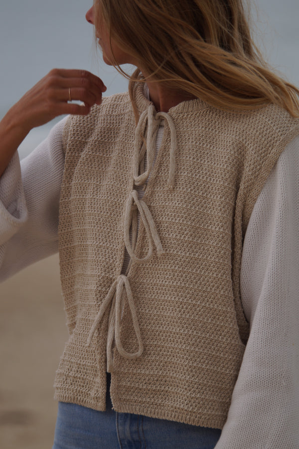 Knitted vest